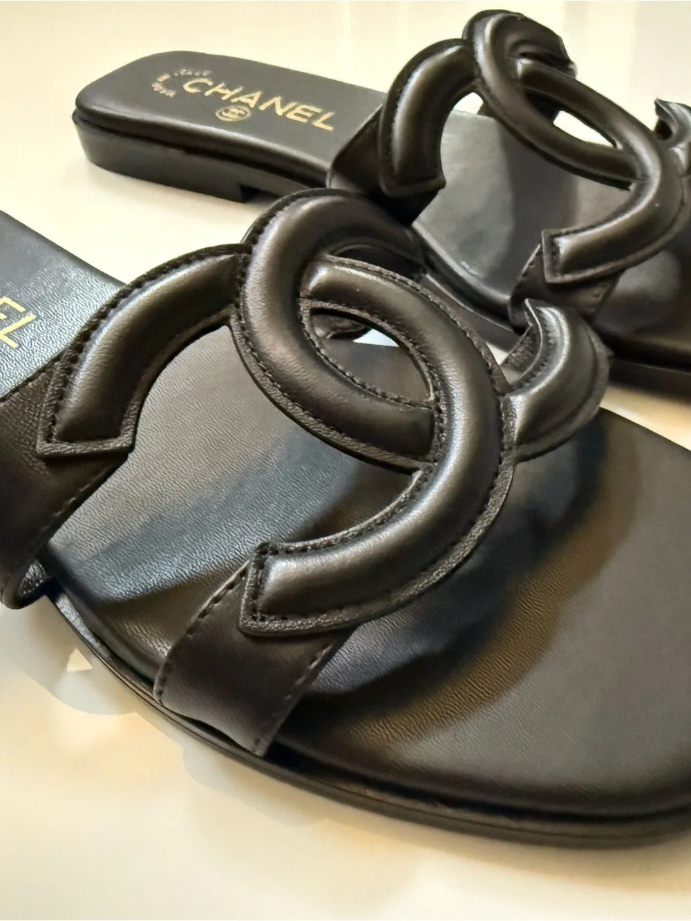 CHANEL Black Leather CC-Logo Slide Mule Sandals 7.5
